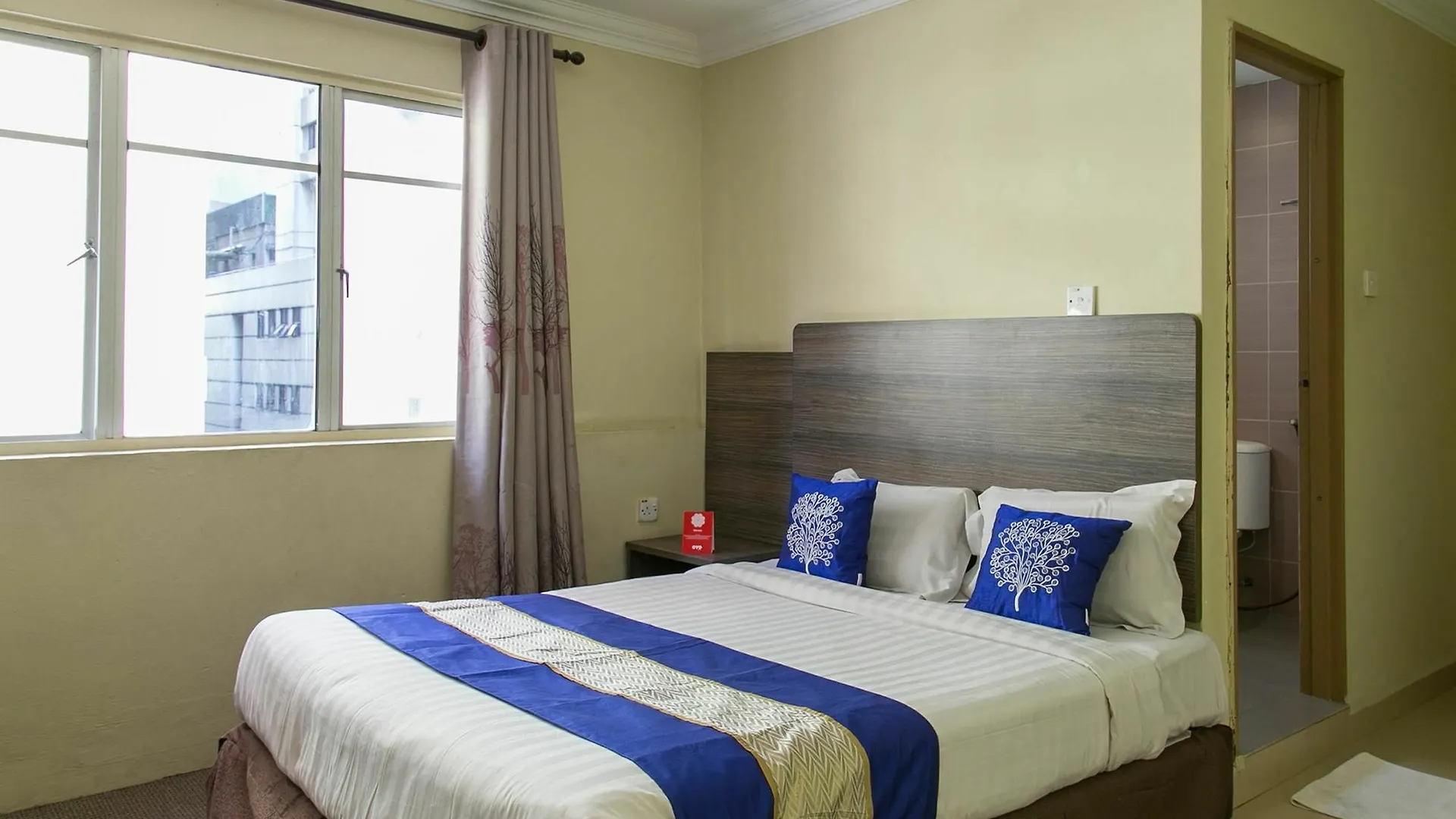 Oyo Rooms Imbi Monorail location